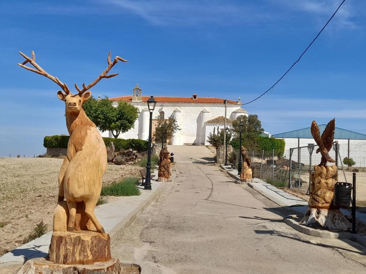 El Callejon Vara Del Rey Екстериор снимка